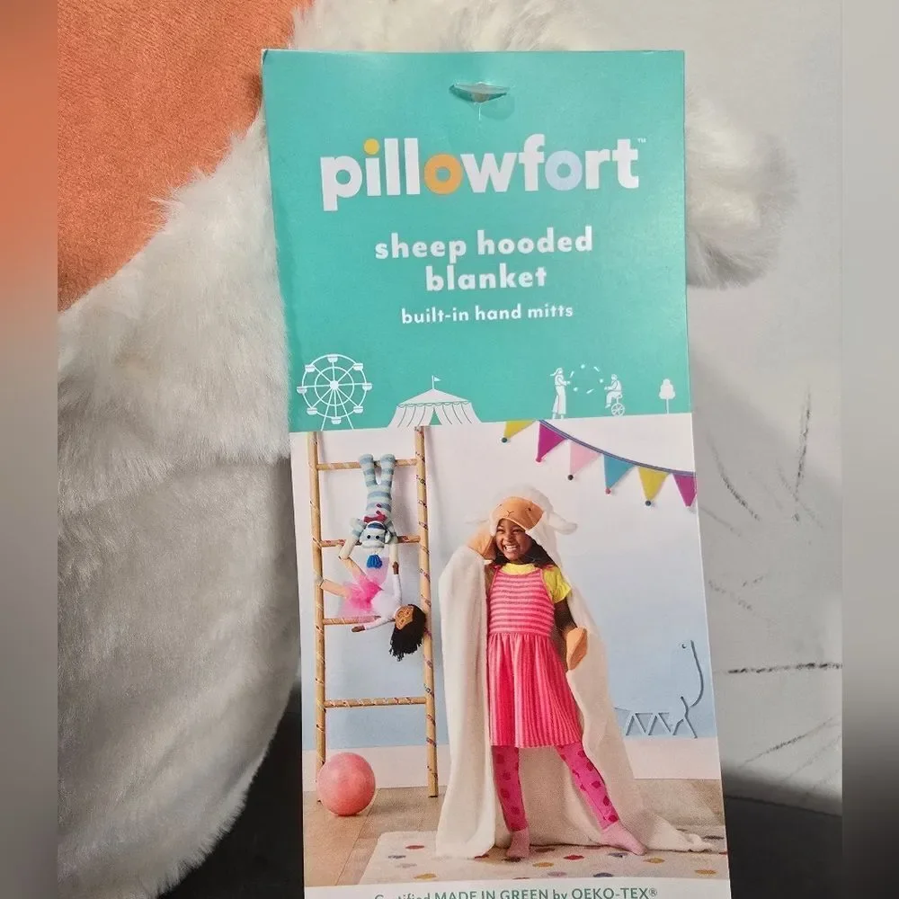 Nwt Pillowfort Kid's Boy Girl Easter/ Christmas Sheep Hooded Blanket One Size